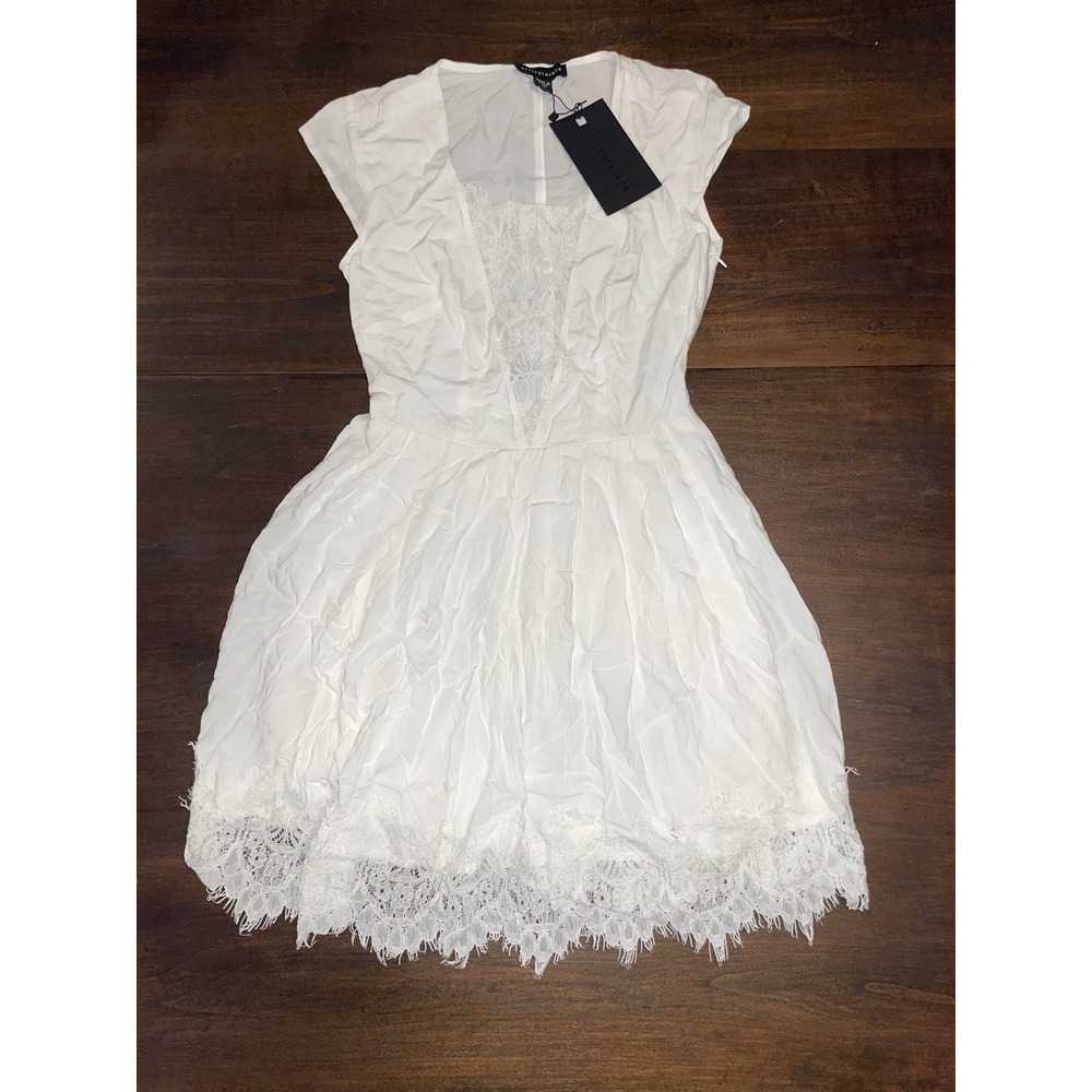 Style Stalker Visions Lace Mini Dress Fit and Free Size XS